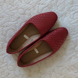 Universal Thread Red Woven Flats